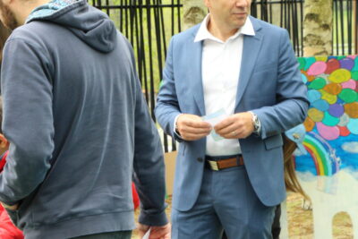 Agrandir l'image 41 sur 120, fenêtre modale