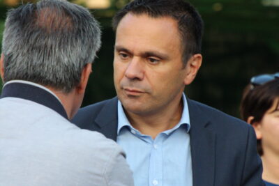 Victor Da Silva échange avec les Villebonnais.  - Agrandir l'image 15 sur 44, fenêtre modale