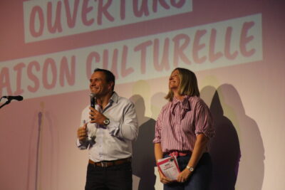 Dans l'après-midi, Victor Da Silva et Anne Graveleau, Adjointe au Maire déléguée à la culture, aux festivités et à la communication ont ouvert la saison culturelle 2026-2027.  - Agrandir l'image 40 sur 44, fenêtre modale